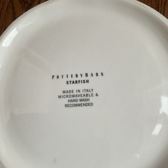 COPY - Pottery barn starfish bowl - Picture 5 of 5